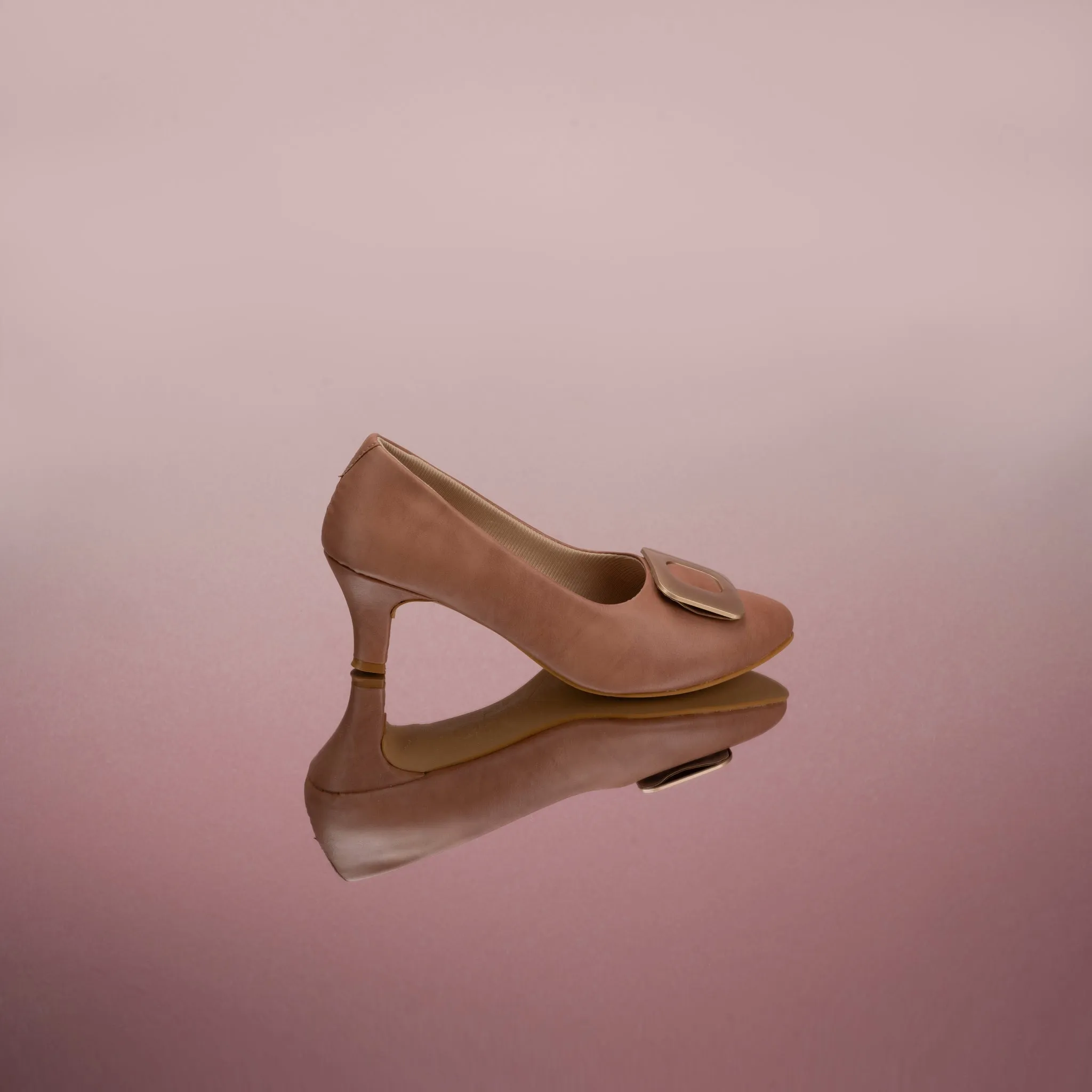 Betty Solid Pumps