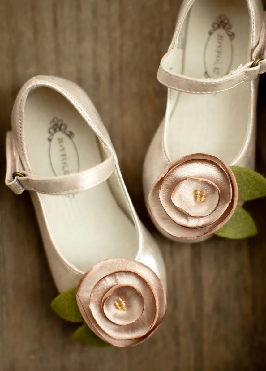 Charlotte Closed Toe in Shell