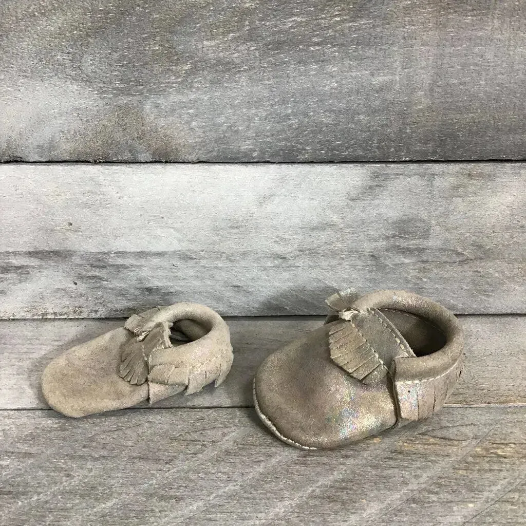 Freshly Picked Soft Sole Leather Hologram Iridescent Moccasins size 1c