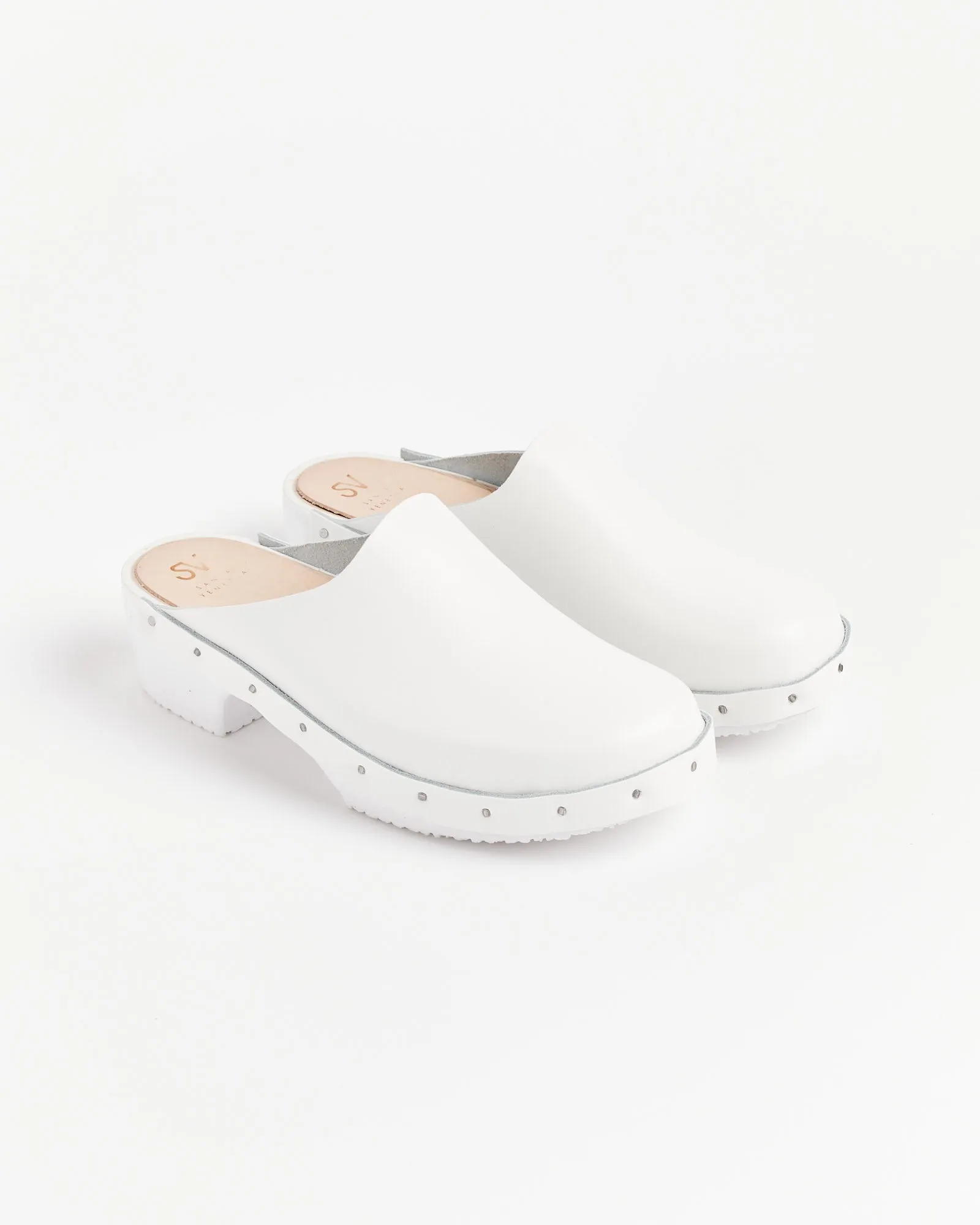 Jill Clog in White
