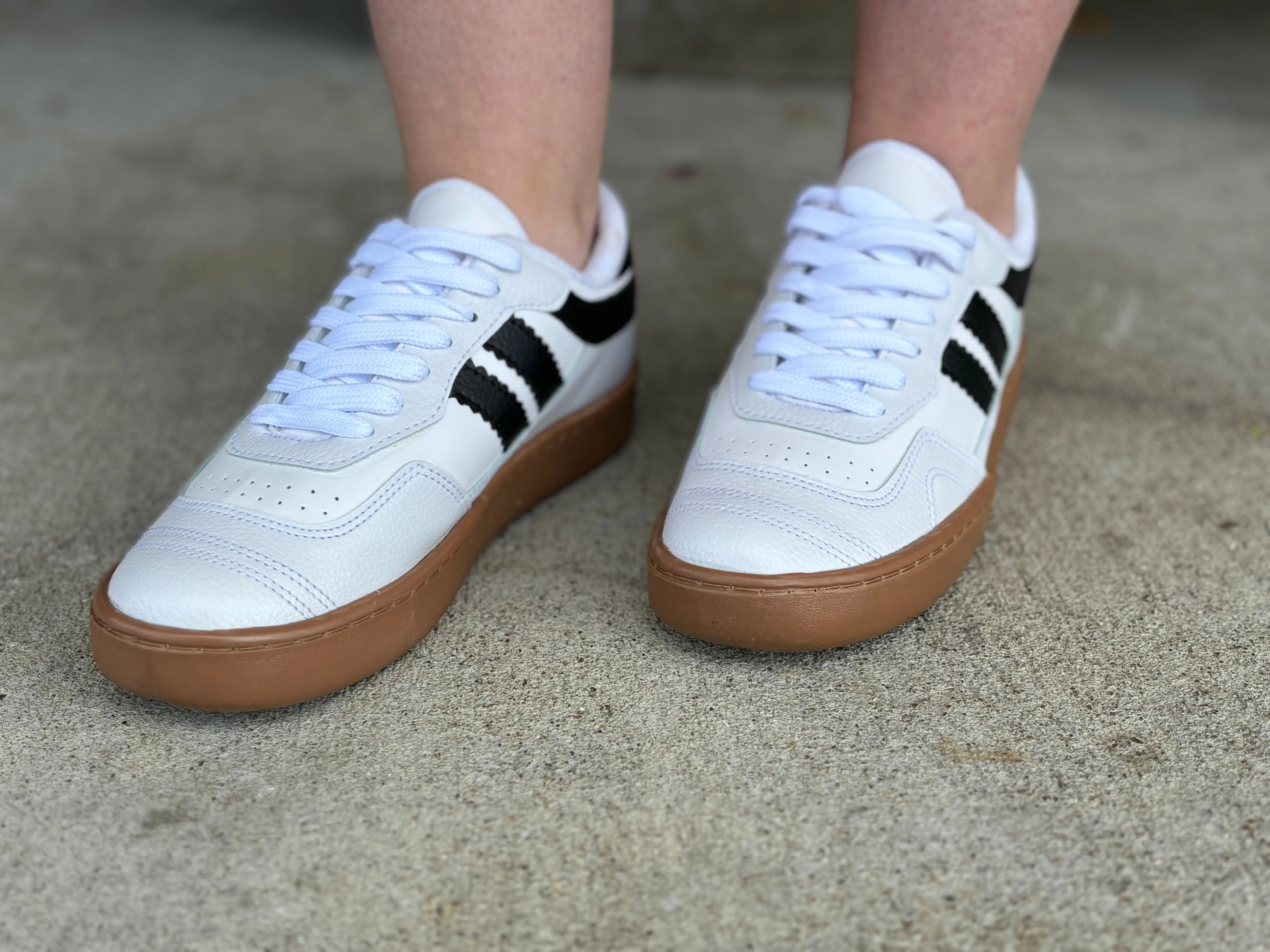 Miel Sneakers