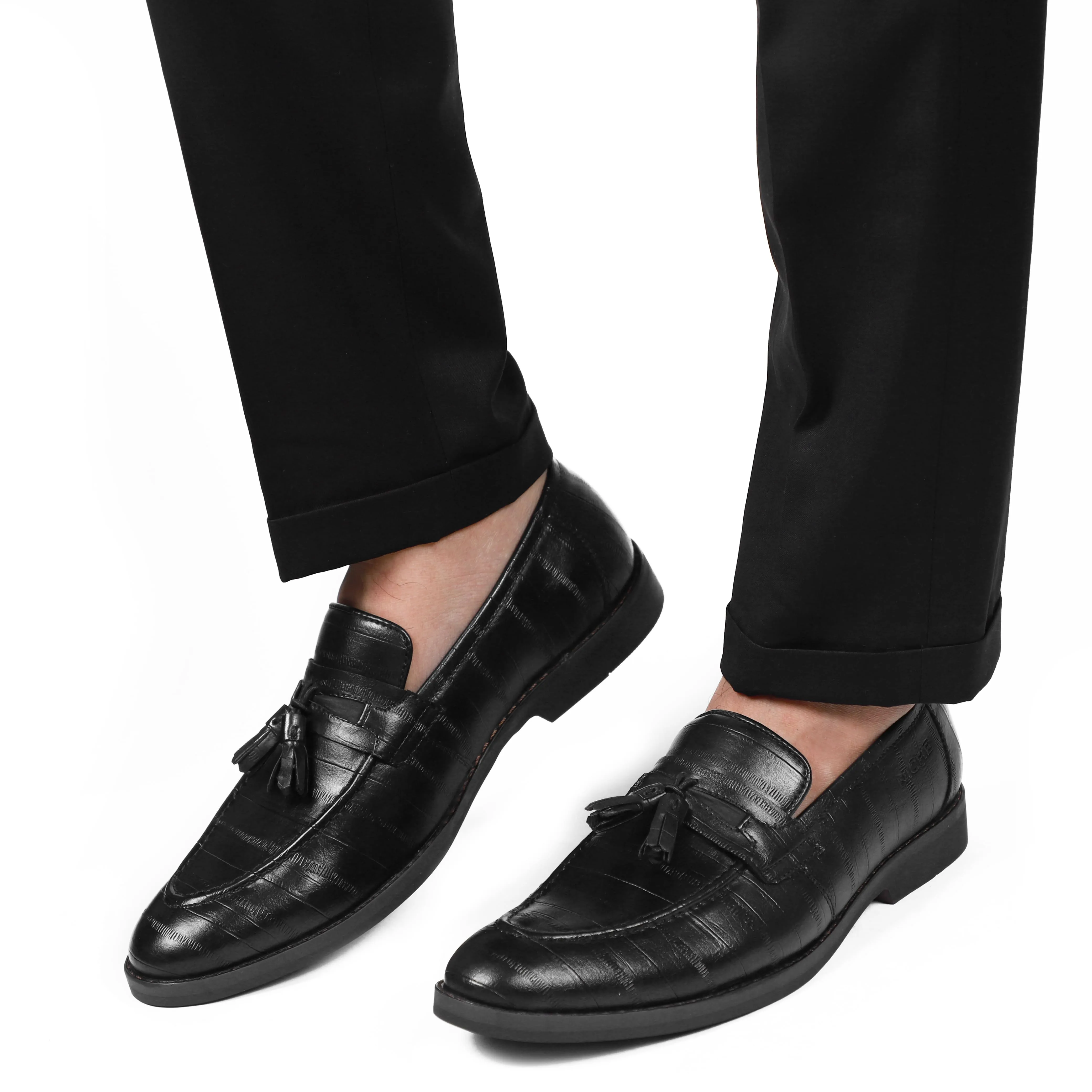 NICHE Black Fish Pattern Tassel Loafer