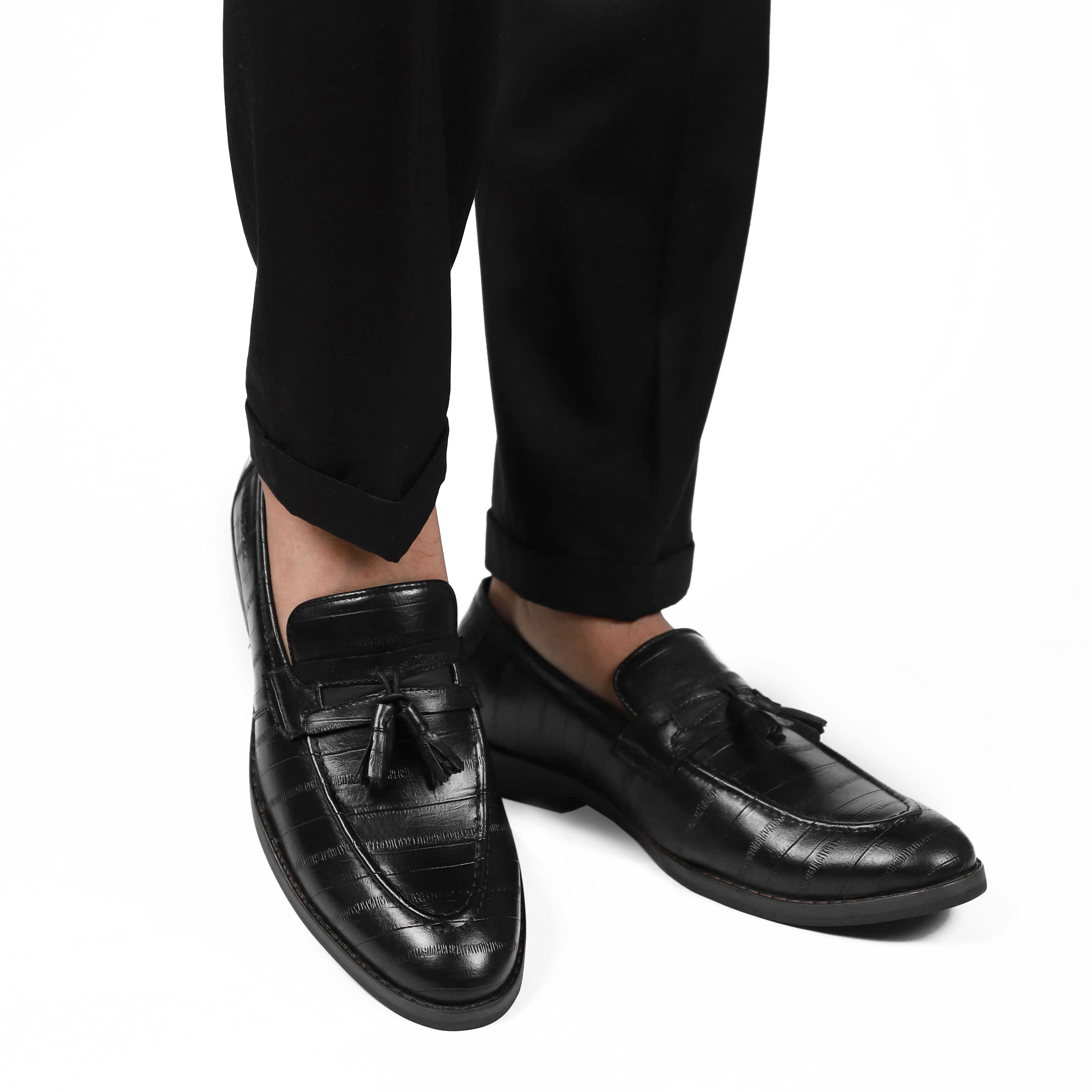 NICHE Black Fish Pattern Tassel Loafer
