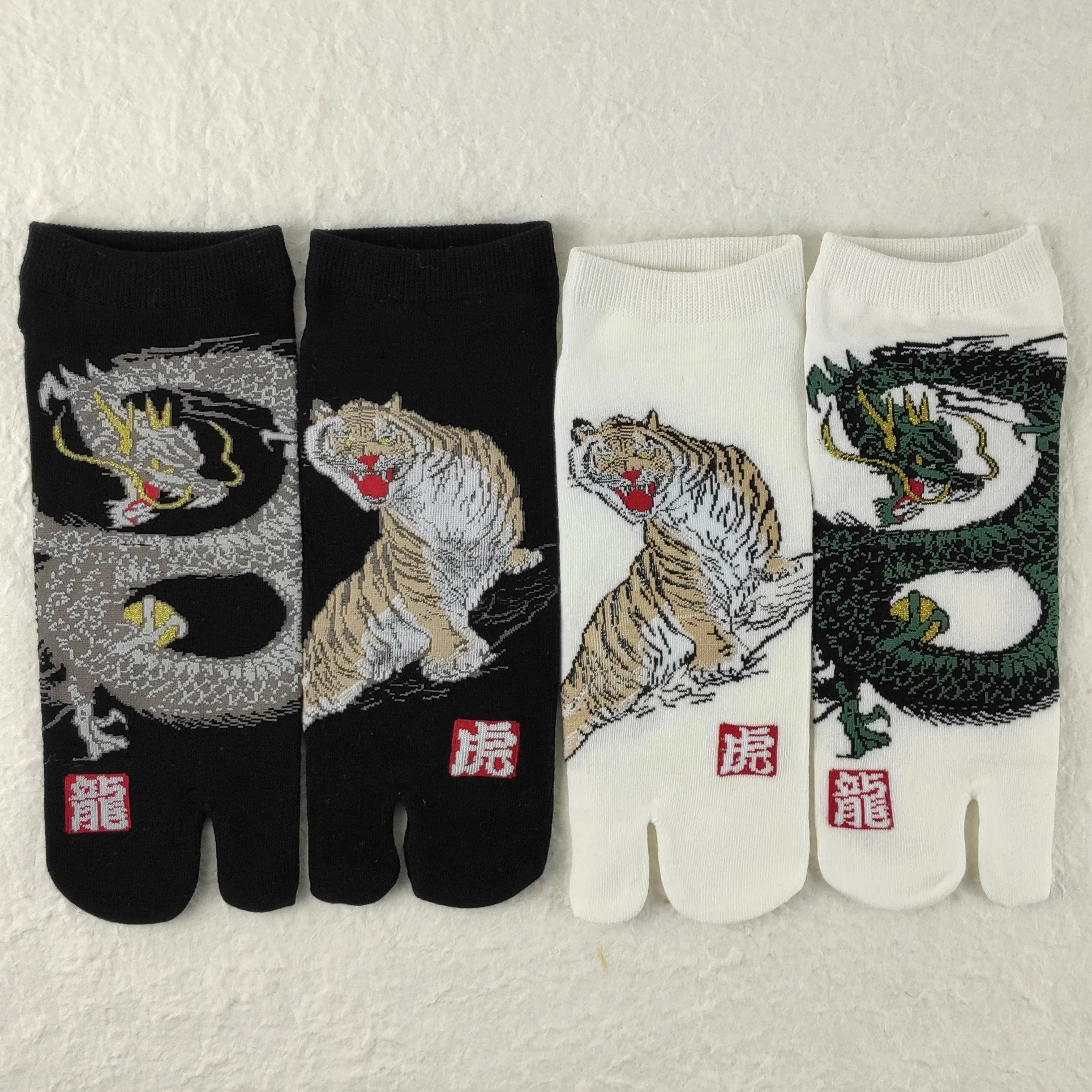 Tabi Socks - Dragon and Tiger